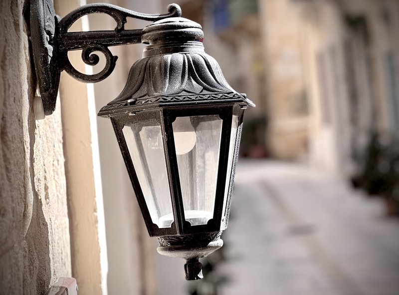 Canvas:  Maltese Daylight Lantern