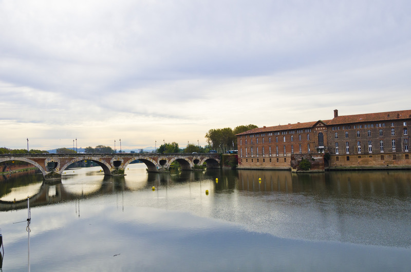 Canvas:  Harmony at Dawn: Toulouse Arc Bridge Reflections